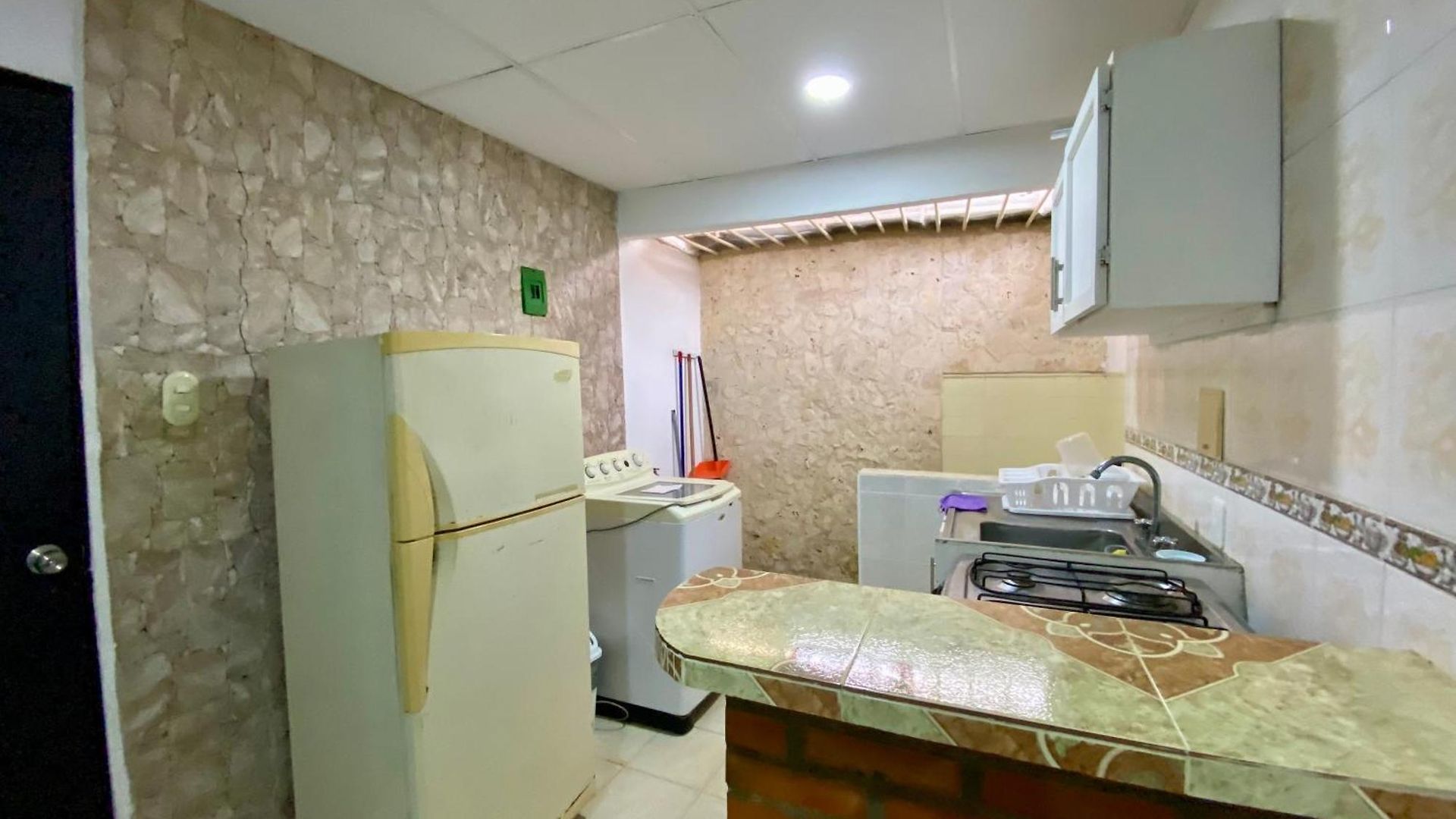 Apartamento Cerca Del Aeropuerto *
