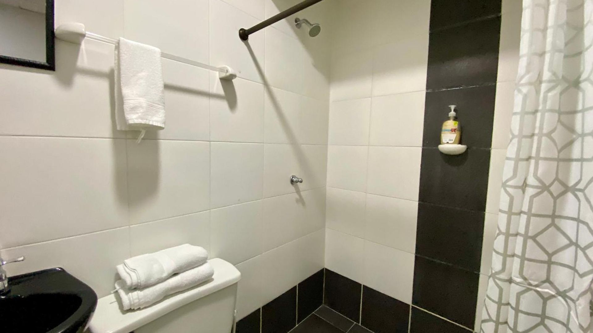 Cerca Del Aeropuerto Apartamento *