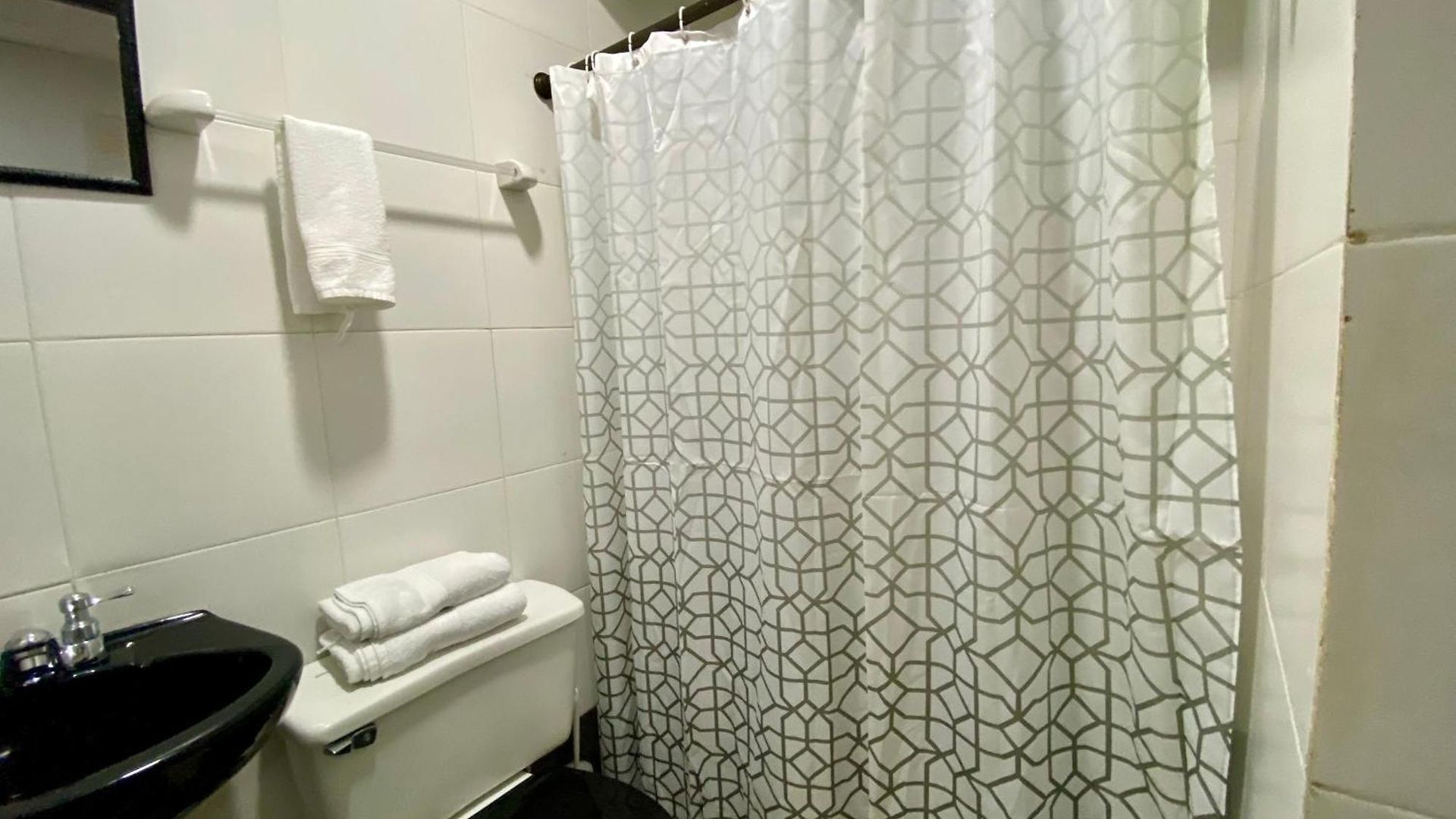 Apartamento Cerca Del Aeropuerto *