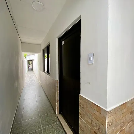 Apartamento Apartamento Cerca Del Aeropuerto *